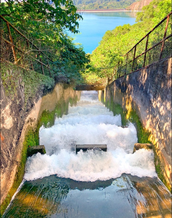 高雄越域引水利用水位差發電年產二千一百多萬度市值逾八千萬