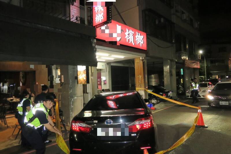 高雄檳榔攤遭衝撞女店員被撞飛受傷肇事男搭另一車逃逸