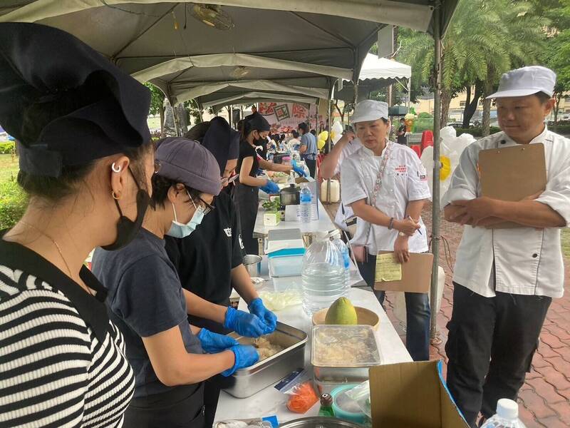 高雄國際美食PK賽 越南料理「越夏蝦之戀」拔得頭籌