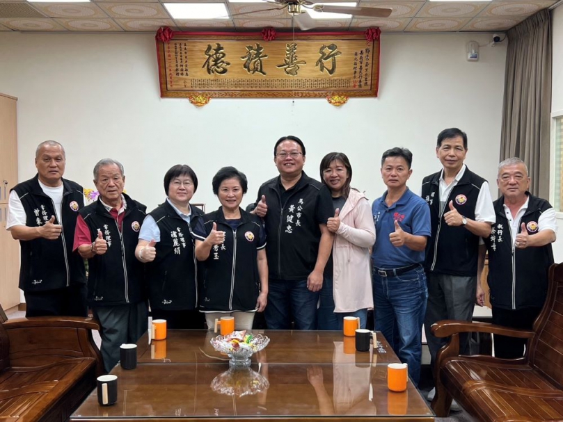 馬公市長黃健忠赴配天宮參香祈福   並頒聘蔡承宗董事長為市政發展委員