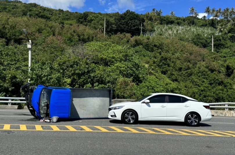 翻車｜臺東縣台9線華源路段，2車擦撞、1死1重傷！