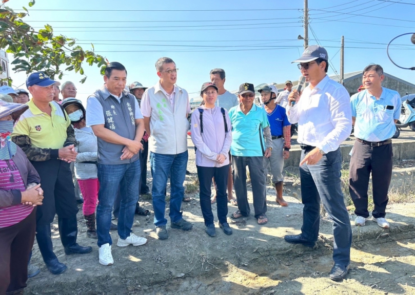 雲林縣東勢、四湖地區紅蘿蔔田災損嚴重 立委劉建國籲請中央儘速啟動救助！