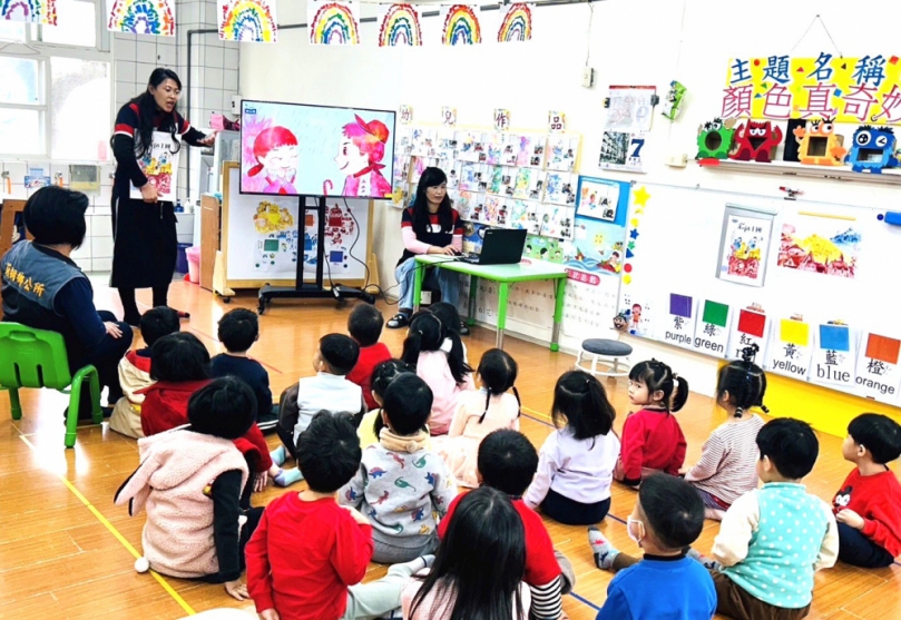 雲林縣莿桐鄉立幼兒園邁入數位教學新紀元 公所斥資133萬為全園班級打造優質數位化快樂學習環境〜