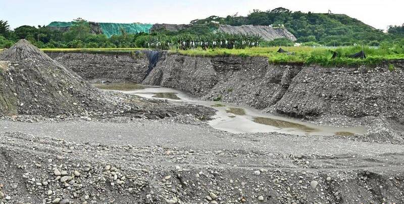 高雄美濃大峽谷案延燒再帶回一農地地主偵辦