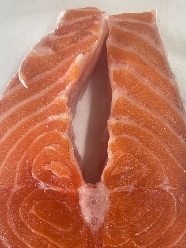 法羅鮭|鮭魚界的LV,來自丹麥法羅群島的鮭魚,空運到臺東,不用出國就吃得到!