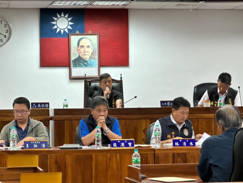 光復鄉代會主席廖翊鈞撂狠話|聽見了災區鄉親們對家園重建進度與補助分配的不滿與焦慮,「如果官員再裝皮皮,我ㄧ定跟你沒完沒了!」