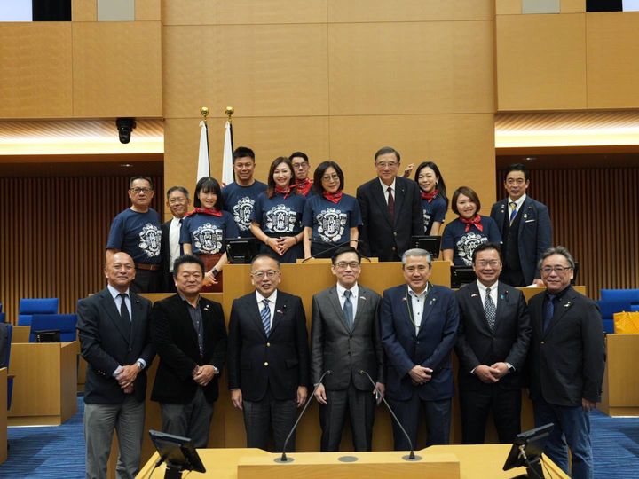 高雄市議長康裕成率團訪橫濱市議會