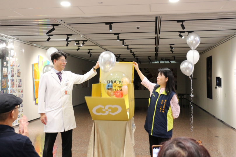 嘉基珍珠藝廊揭幕 國內第一個醫院常設性專業藝術展區 陪病人走過療癒旅程