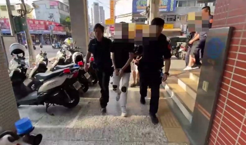 警方快打部隊四分鐘到場 迅雷逮獲五名滋事者到案