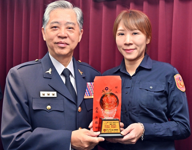 洪佩玲協助男子度過難關 吳敬田公開表揚忠義精神