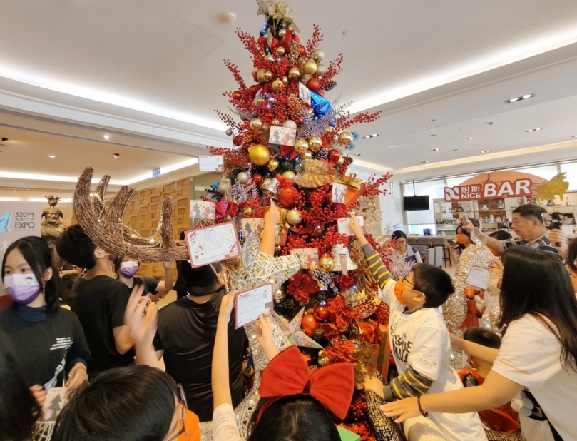 嘉義耐斯王子大飯店持續點亮夢想與希望 第19屆聖誕心願卡隆重啟動