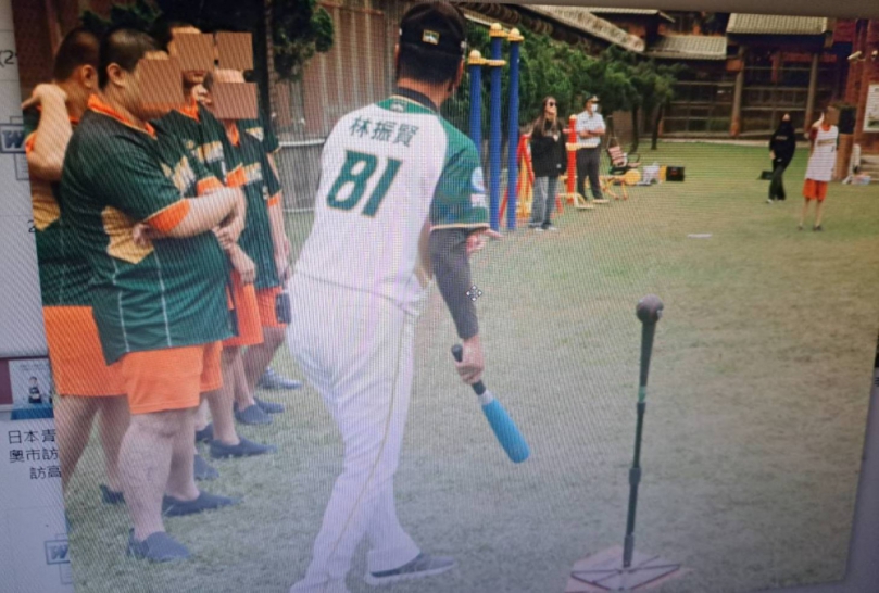 台鋼雄鷹蒞臨高雄少年觀護所分享棒球經驗