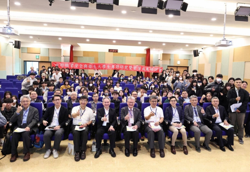 中山醫大聯手中部五校與勞研所 以VR推動減災教育