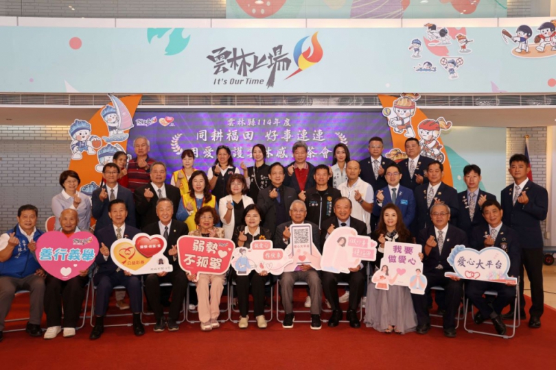 台南花果參展東京國際花道博覽會 蘭花火鶴優雅登上日本王妃午宴餐桌