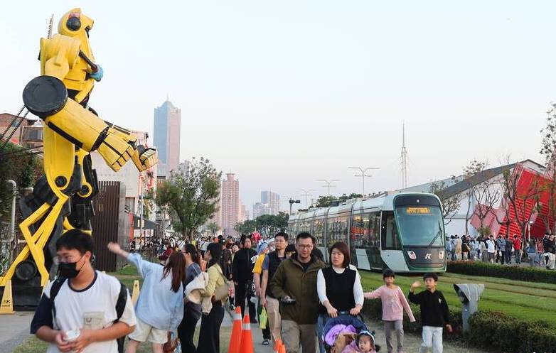 高捷+輕軌13日運量41.43萬人次衝今年第3名