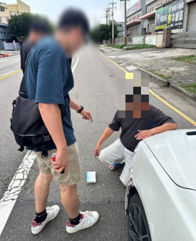詐欺車手前來取貨 埋伏員警現身逮獲