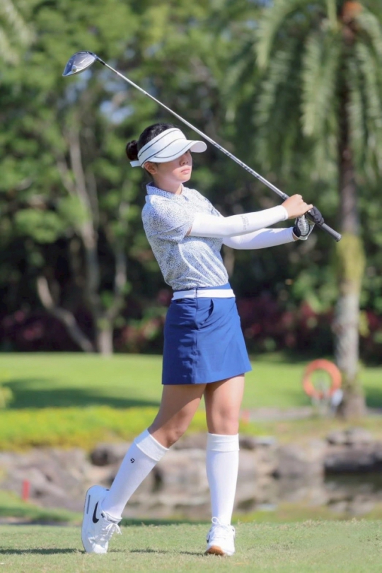 中山工商國中部陳意高爾夫球賽再奪銀牌