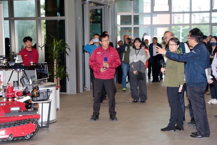 南市全國首創產官研無人機救災展演 黃偉哲：以科技提升救災效能、展現城市溫度