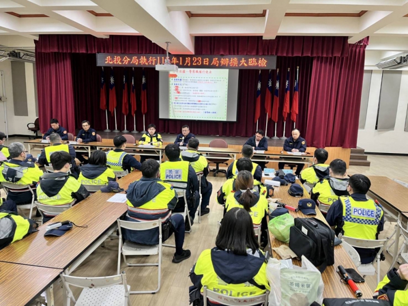 新任分局長強勢掃毒--北投警執行擴檢淨化轄區治安