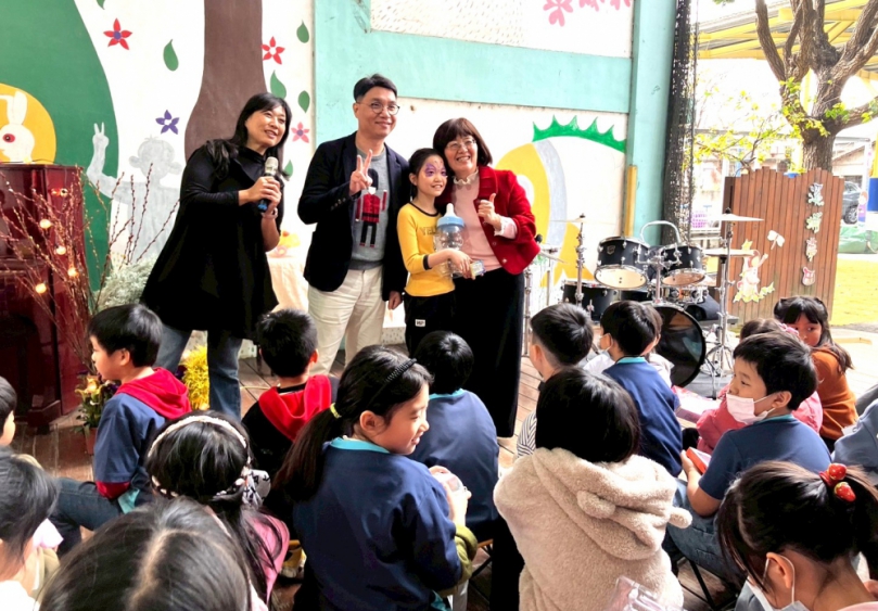 多元展能耀光復 溫馨傳愛滿社區〜雲林虎尾光復國小歲末感恩同樂會 各界熱情參與 場面溫馨歡樂!