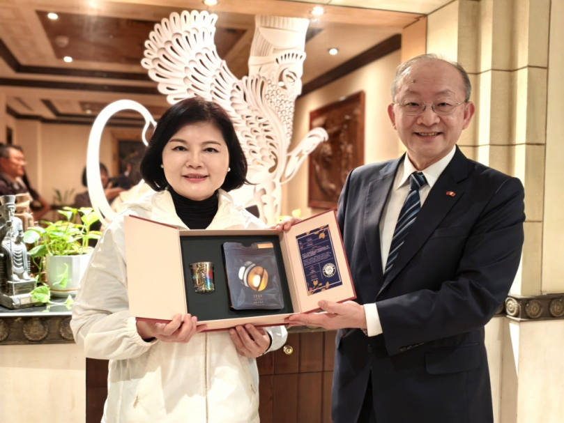 雲林縣長張麗善率團飛越7千公里 抵中東巴林行銷「雲林良品」 優質農特產上架巴林超市 積極開拓中東市場！