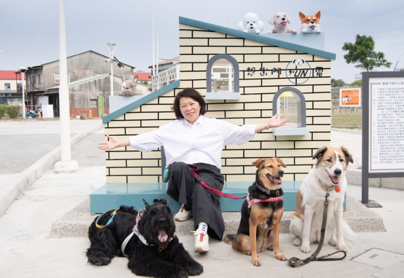 5支箭打造「全齡共享 世代宜居」嘉義市北香湖公園 樂齡健康訓練場與西區寵物公園啟用!