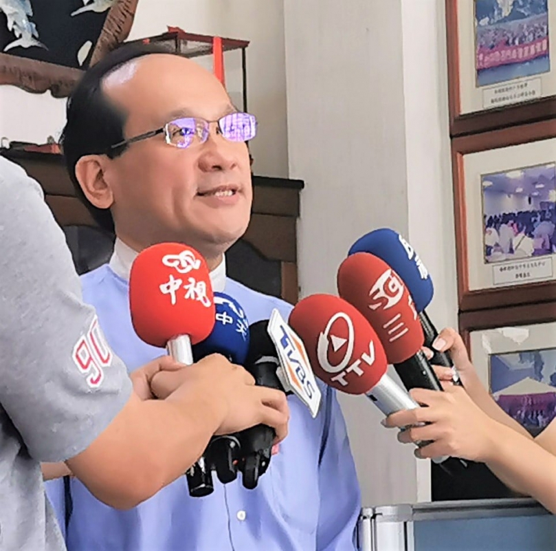 正一派大法師「國學才子」開運達人楊登嵙國師媒體專訪與節目參與遍及全台 高哲翰講座教授敬佩不已