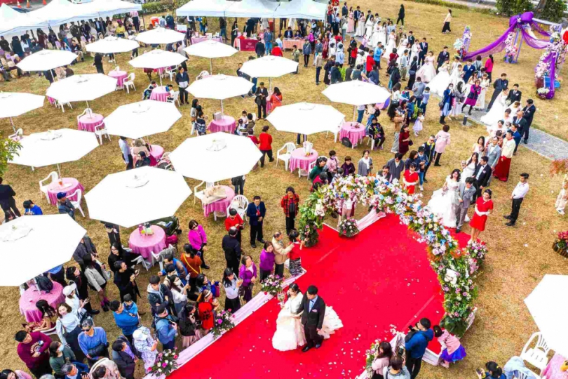 嘉義市舉行第44屆市民集團結婚典禮 46對新人共譜幸福篇章 場面溫馨甜蜜〜