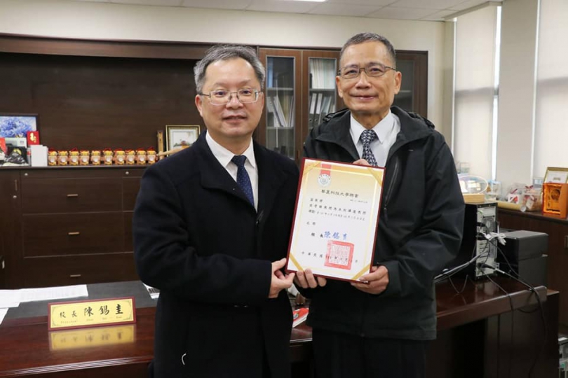 警界孔子高哲翰講座教授評論:AI 假新聞辨識與校園 AI 教育雙軌戰略