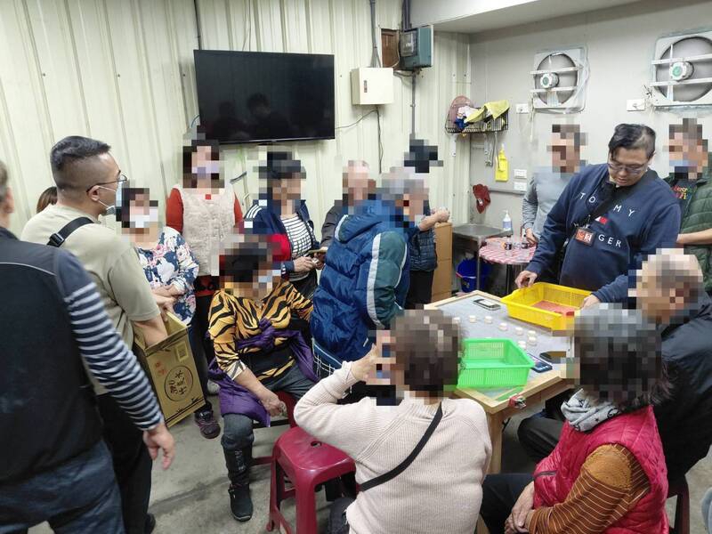高雄警方查獲賭場賭客最高齡78歲、賭資逾百萬