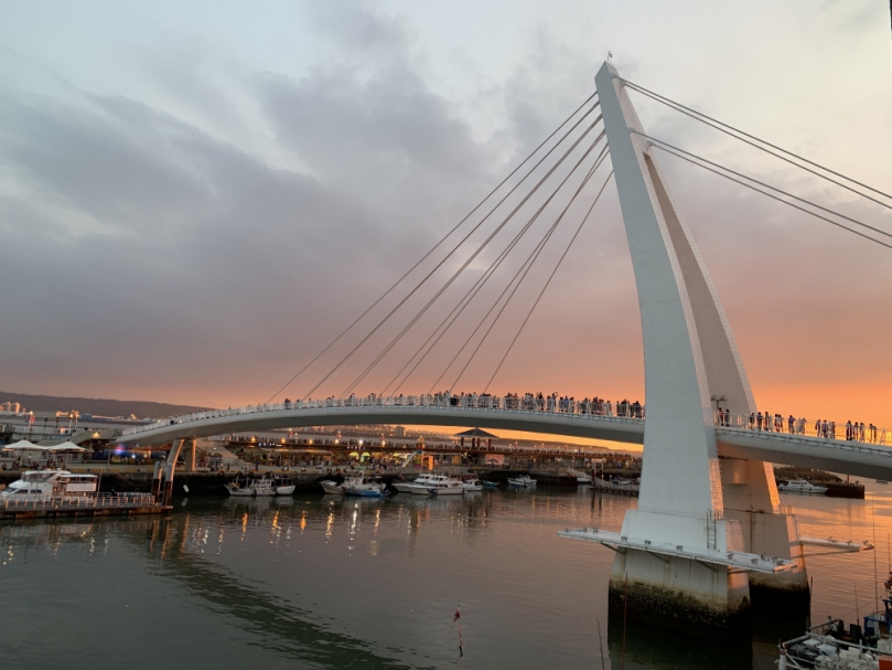 春節來淡水漁人碼頭走金馬紅地毯 讓您好運一整年