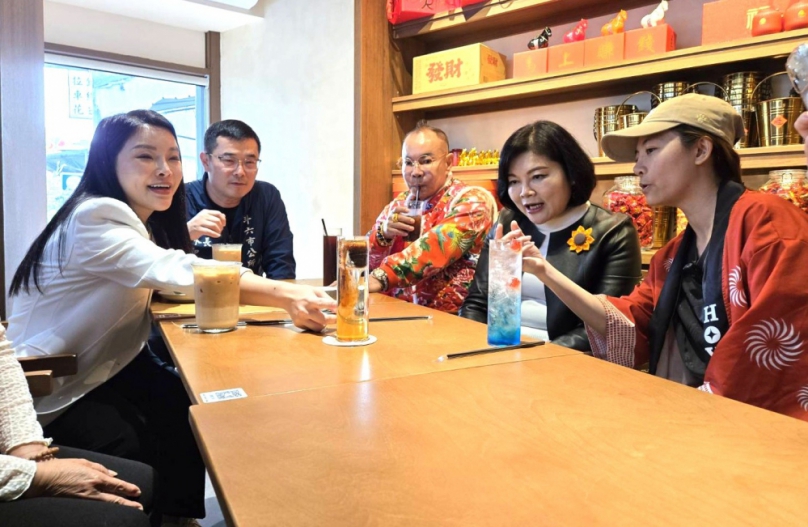 雲林斗六太平老街「虎爺咖啡廳」開幕 縣長張麗善、斗六市長林聖爵等人感謝竹北吊車大王胡漢龑到場 協助行銷斗六觀光產業及人文之美！