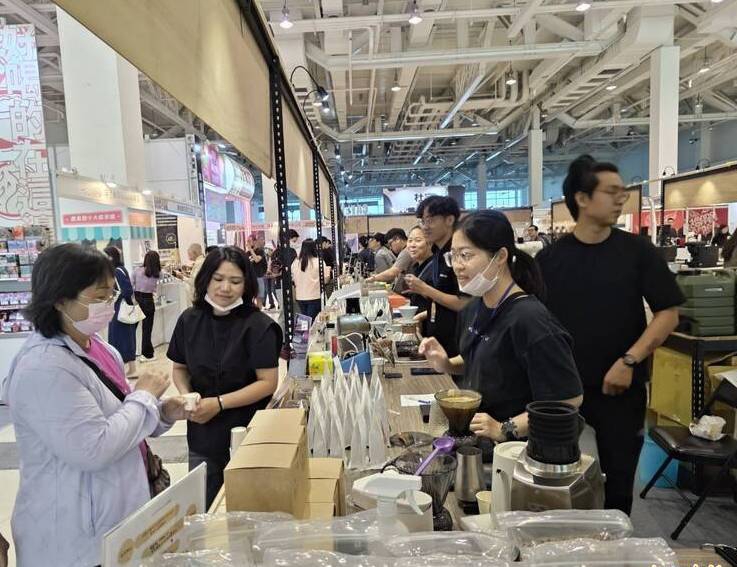 高雄國際精品咖啡展登場世界咖啡烘豆賽亞軍進駐