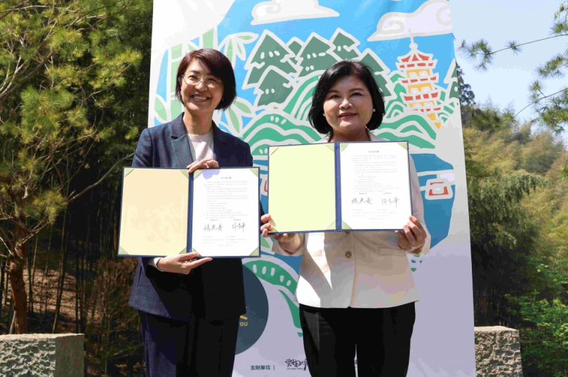 雲林、南投兩縣共榮共好！ 雙首長攜手簽署MOU 啟動「草嶺石壁森林療癒指定觀光地區」計畫〜