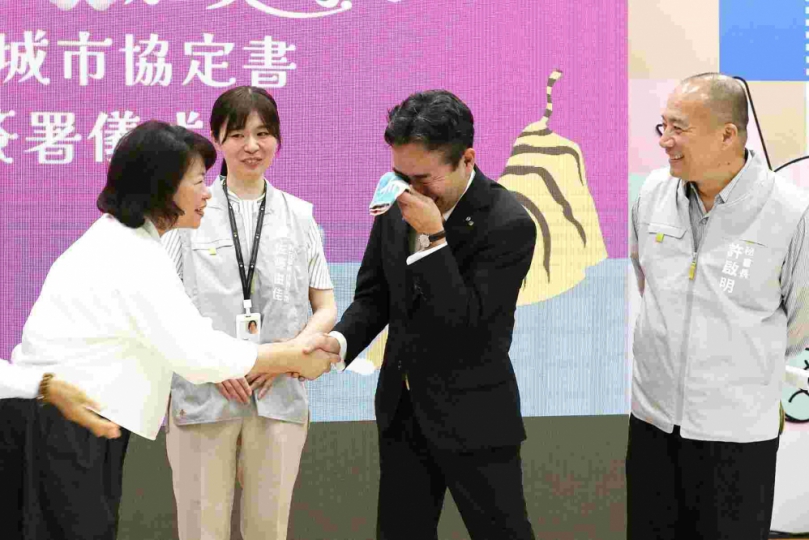 台日交流邁入新里程碑〜嘉義市與日本宮城縣加美町簽署友好城市協定 開啟合作新篇章 石山敬貴町長感動落淚!