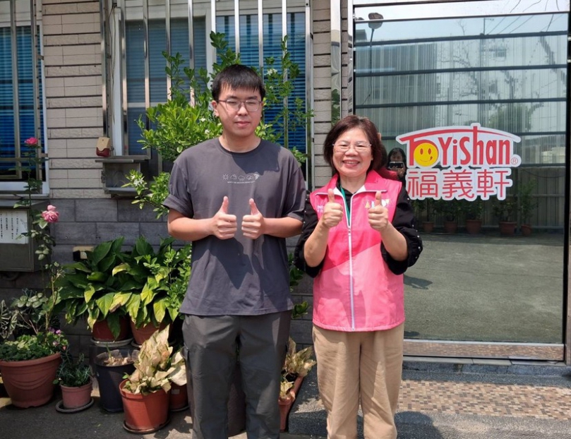 勞動部朴子就業中心專業加「職」青年首投族有禮