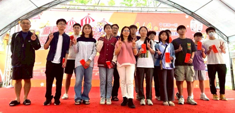 矽品精密工業公司頒發優秀學子獎學金 預約雲林虎尾未來人才!