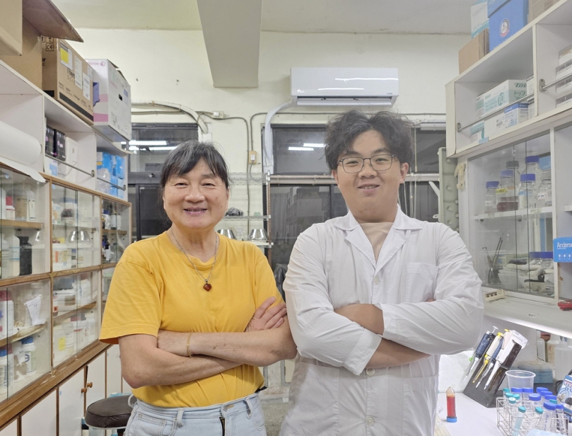 塑化劑污染會跨世代影響到子代發育! 嘉大水生系碩士黃致睿研究成果 登上國際頂級期刊Aquatic Toxicology