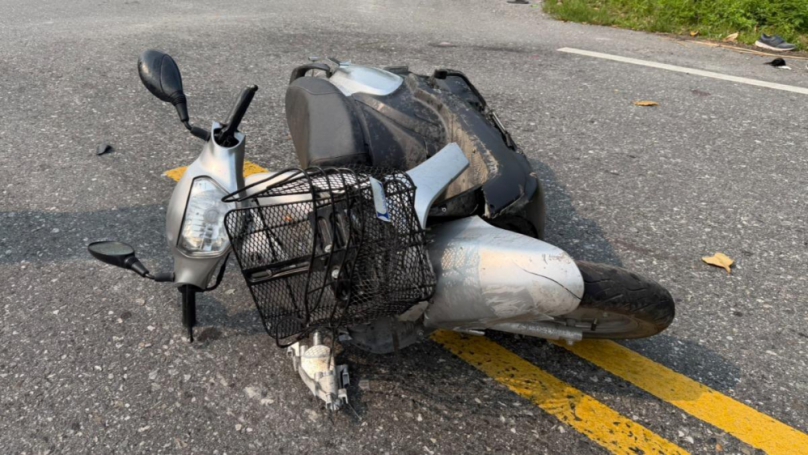 2名老農傷重不治｜鳳林鎮砂石車、機車無號誌路口猛烈碰撞！