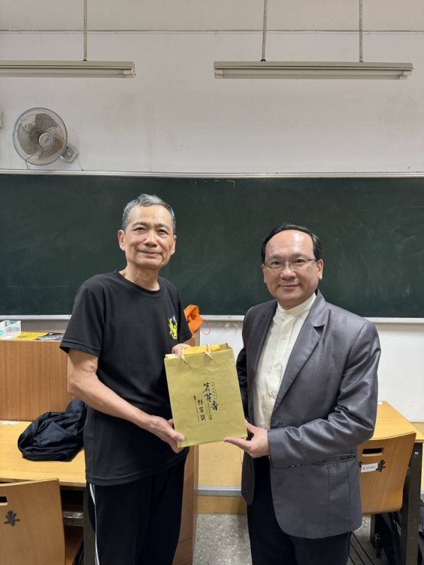 宮廟達人「警界孔子」高哲翰：楊登嵙國師詮釋大甲媽祖遶境「國家重要民俗活動」