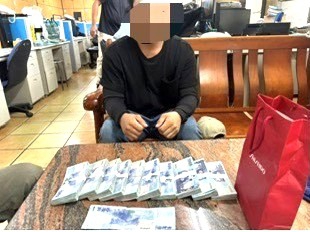 歹徒引誘被害人下載假投資APP 假扮「實體幣商」致被害人不疑陸續投入1580萬元 雲林檢警破獲假投資詐團 成功斬斷連環騙局！