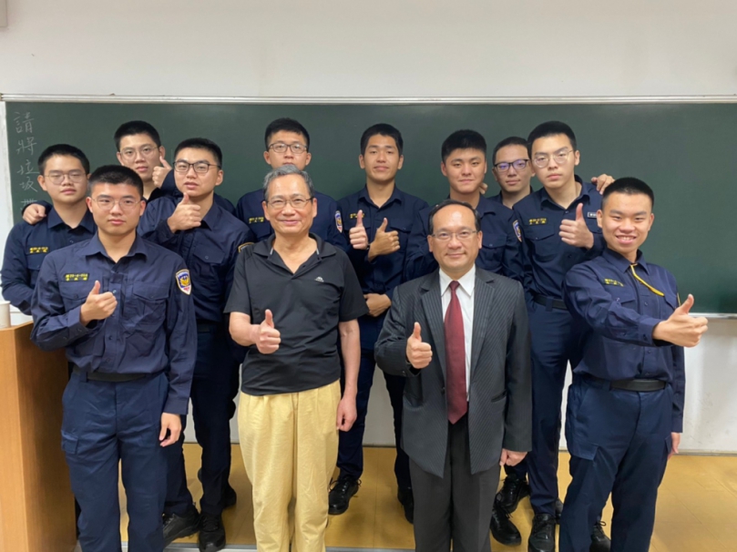 宮廟達人「警界孔子」高哲翰：楊登嵙國師點評保生大帝出巡刮大風宗教信仰