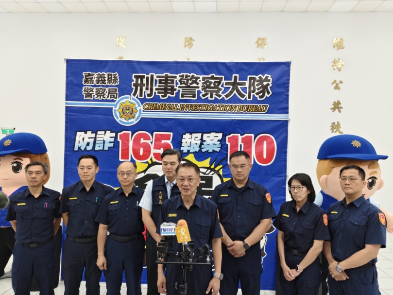 嘉義縣警局偵破新型態詐騙 緝獲假網拍「QR Code」盜刷手