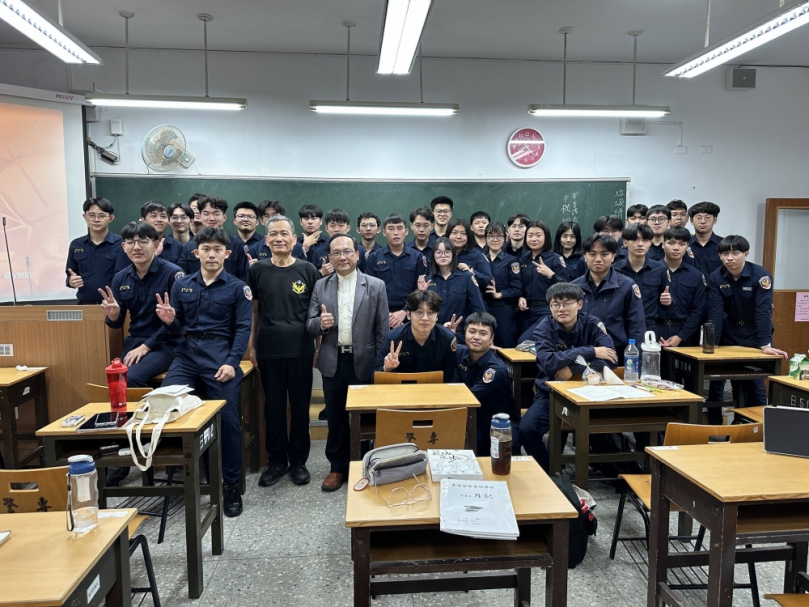 宮廟達人高哲翰點評楊登嵙國師推動命理現代化轉型