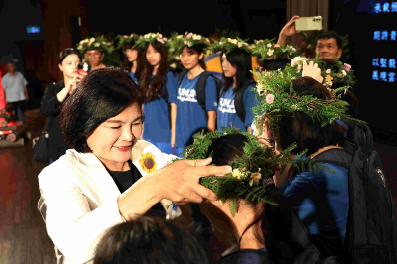 學子挑戰五連峰轉大人! 雲林縣長張麗善期許蛻變為有責任感公民