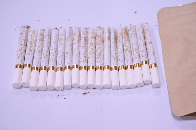 查獲毒品彩虹菸5445支|數量龐大,縣長徐榛蔚嘉勉破案有功員警!