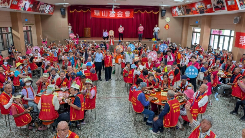 百歲人瑞邂逅水豚華山端午公益超療癒