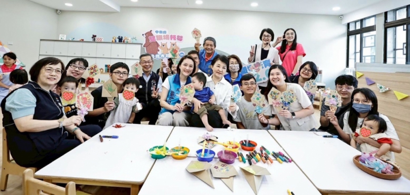 全國唯一!中市府雙職場托嬰中心啟用 從文心到陽明打造友善育兒新文化