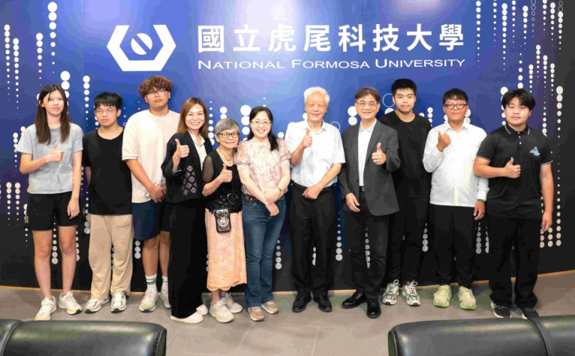 AI產業領袖黃仁勳講台語展現魅力 虎科大邀台語大師向陽開講 引領師生重新認識台語的文化價值!