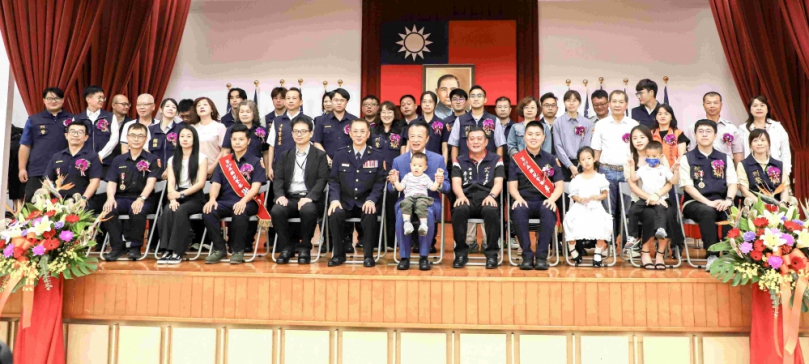 嘉義縣115年警察節慶祝活動 縣長翁章梁肯定警察同仁平日的辛勞 頒獎表揚各領域表現傑出警察楷模